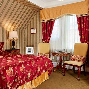 Camera standard con letto queen size